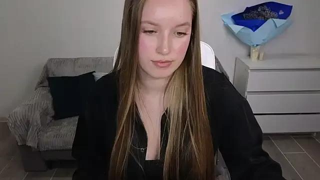 EvaMaddison on StripChat 